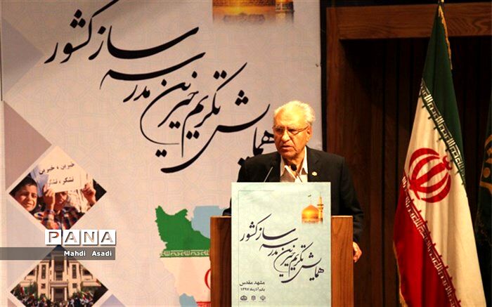 حافظی: هنرستان‌سازی حرکت جدید جامعه خیرین مدرسه‌ساز کشور است