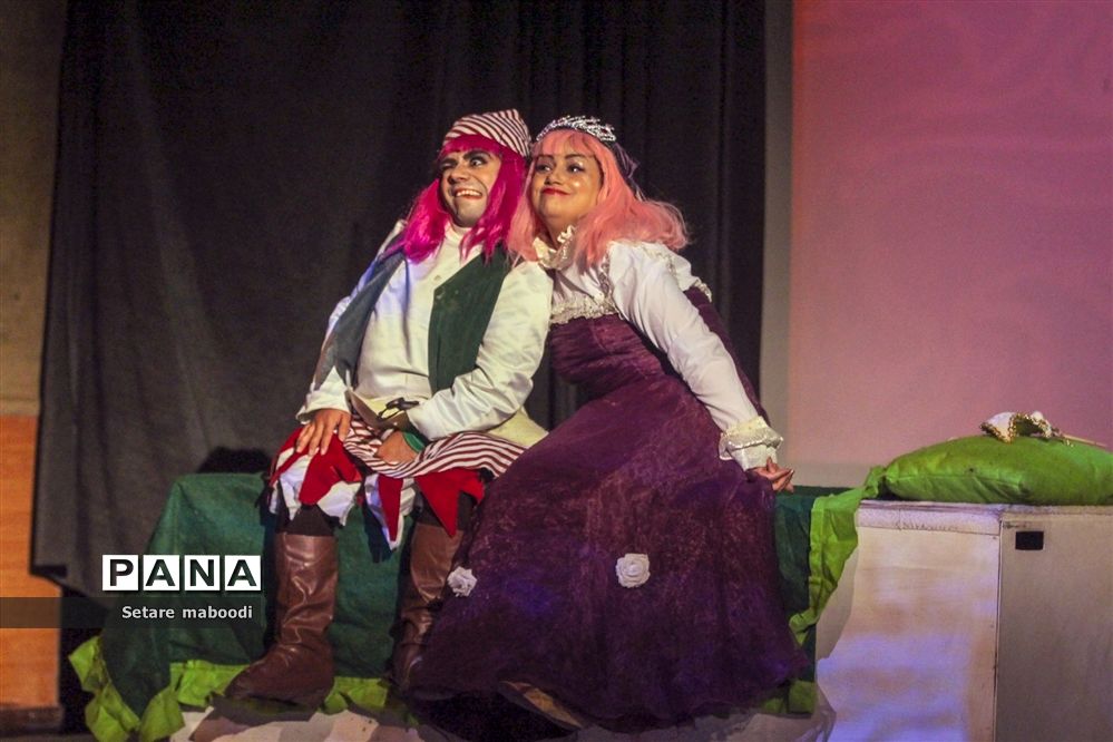 نمایش پرنسس و دزد دریایی