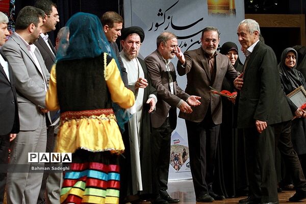 همایش تکریم خیرین مدرسه‌ساز کشور-1