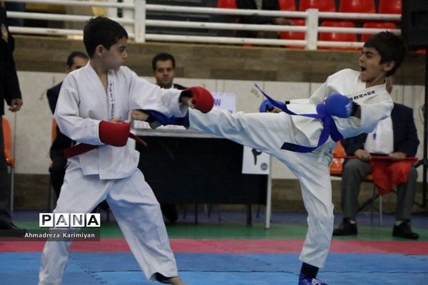 برگزاری مسابقات قهرمانی کاراته در شیراز