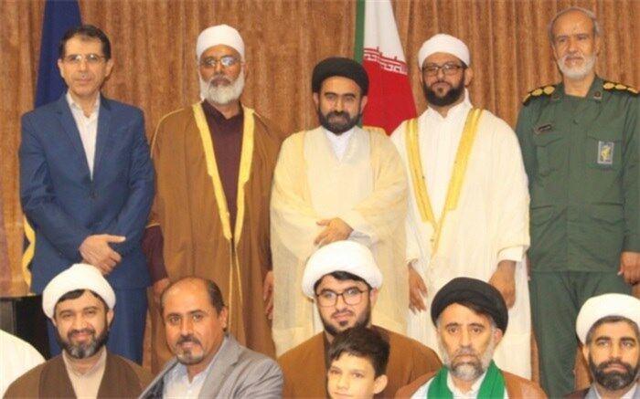 همایش وحدت با حضور علمای اهل سنت و شیعه همزمان با هفته وحدت در بوشهر برگزار شد