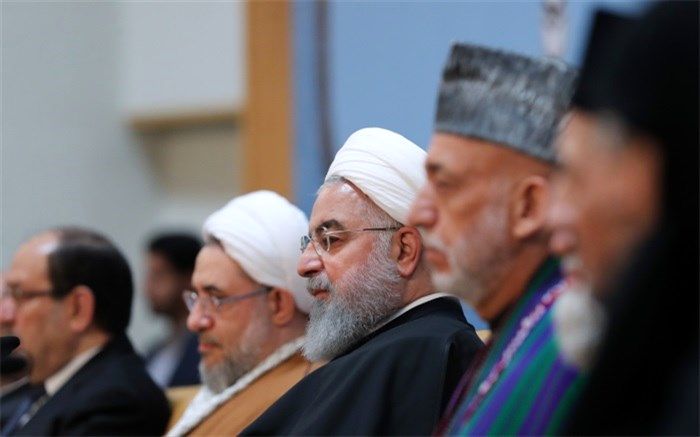 روحانی: ما حاضریم از  مردم عربستان در برابر تروریست ابر قدرت حمایت کنیم