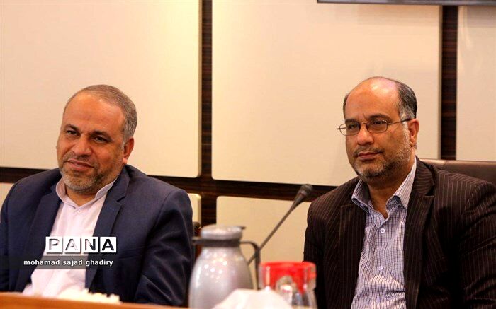 جلسه معاونین پرورشی مناطق 19 گانه شهر تهران