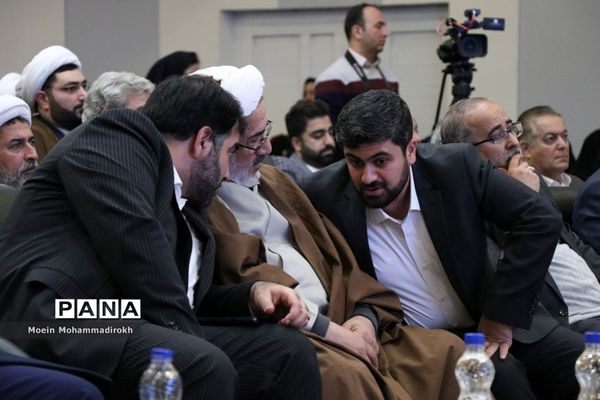 افتتاح بیستمین نمایشگاه کتاب و رسانه‌های دیجیتال در مشهد