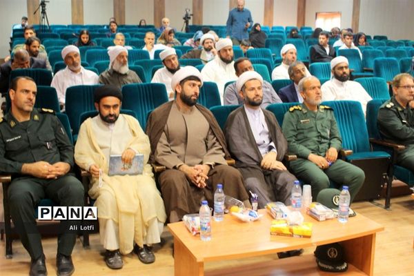 همایش وحدت  اهل سنت و شیعه به میزبانی منطقه دوم نیروی دریایی سپاه بوشهر