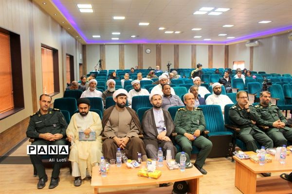 همایش وحدت  اهل سنت و شیعه به میزبانی منطقه دوم نیروی دریایی سپاه بوشهر