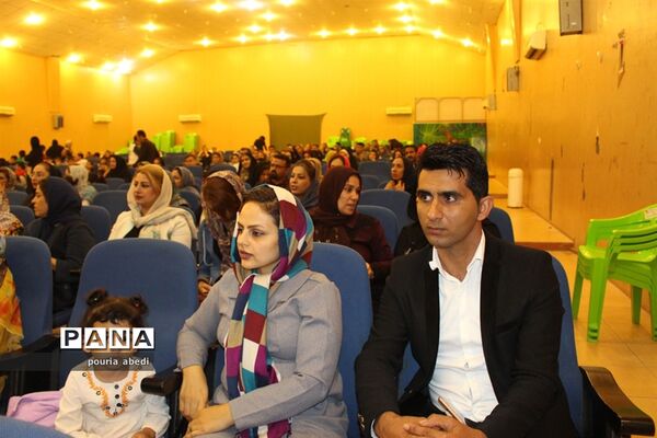 جشن میلاد دو نور مدرسه شهید کاوه بوشهر