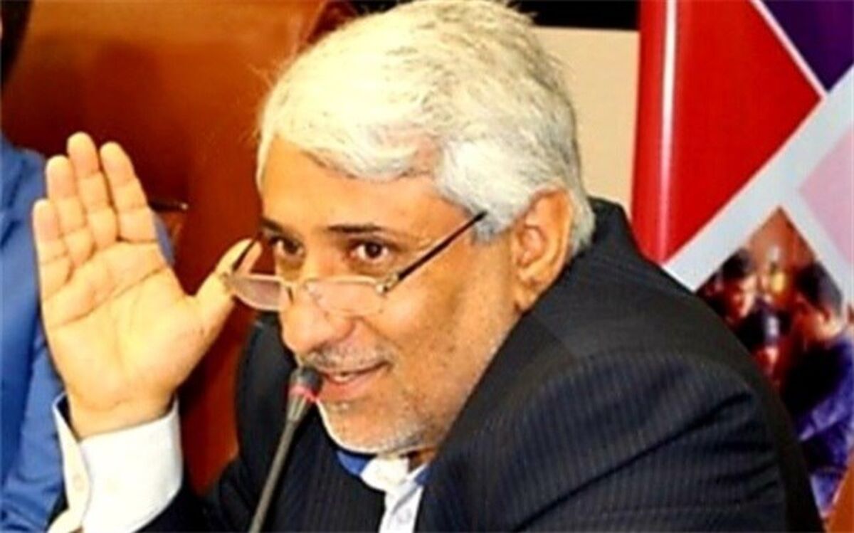 فرهنگیان و دانش آموزان تأثیر گذارترین گروه ها در پیروزی انقلاب اسلامی بودند