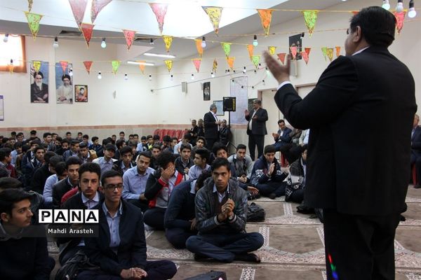 مراسم ولادت حضرت محمد (ص) و امام جعفر صادق(ع) درهنرستان البرز