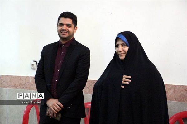 مراسم ولادت حضرت محمد (ص) و امام جعفر صادق(ع) درهنرستان البرز