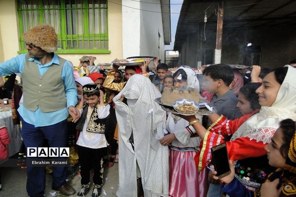 جشنواره فرهنگ بومی محلی مازندران در روستای کمیشان