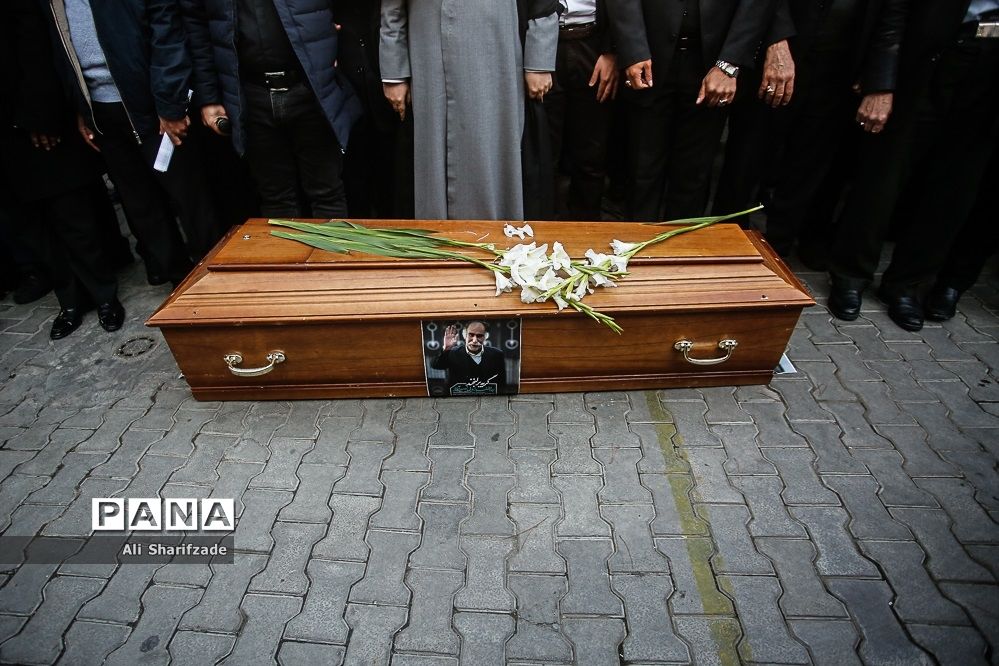 مراسم تشییع مرحوم ابوالفضل زرویی نصرآبادی