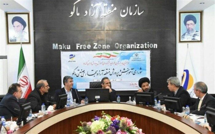 طرح تربیتی مشاوره مذهبی در ۱۰ مدرسه امین ماکو برگزار شد