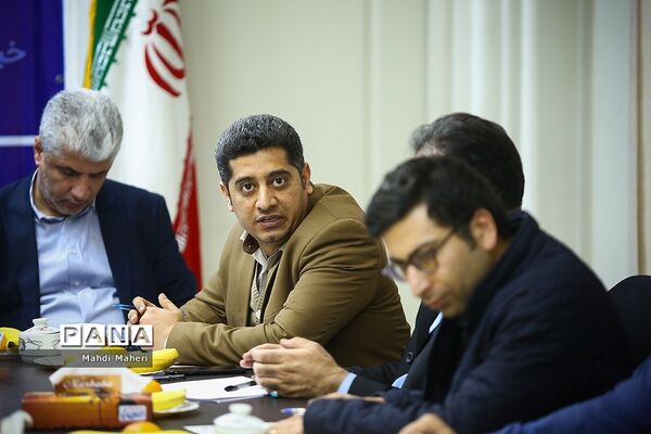 بازدید معاون توسعه مدیریت پشتیبانی وزارت آموزش و پرورش از خبرگزاری پانا