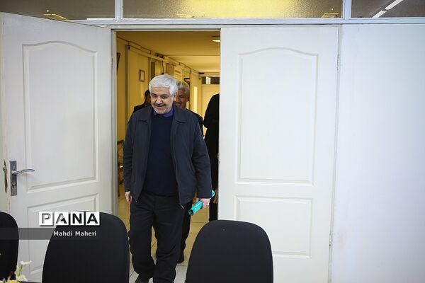بازدید معاون توسعه مدیریت پشتیبانی وزارت آموزش و پرورش از خبرگزاری پانا