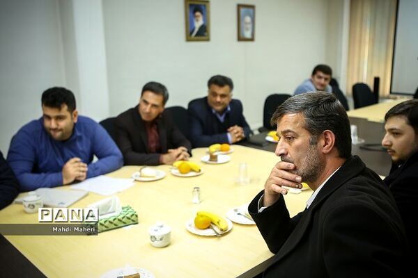 بازدید معاون توسعه مدیریت پشتیبانی وزارت آموزش و پرورش از خبرگزاری پانا