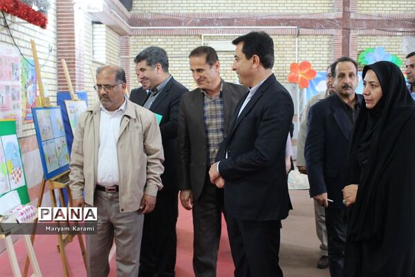 جشنواره آب و زندگی در دبستان معینی بوشهر