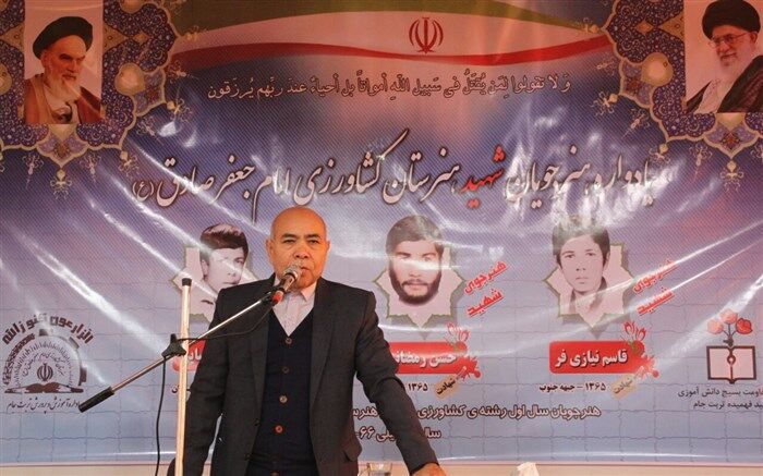 نوبت ماست که زبان گویای شهیدان باشیم