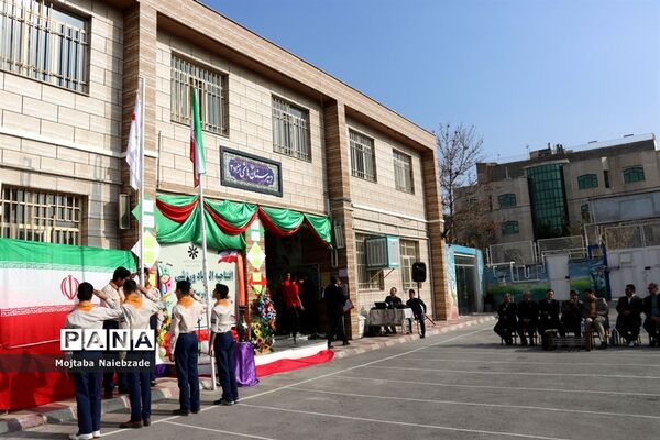 برگزاری افتتاحیه المپیاد ورزشی درون مدرسه‌ای در دبیرستان شهید هاشمی نژاد3 ناحیه 6 مشهد