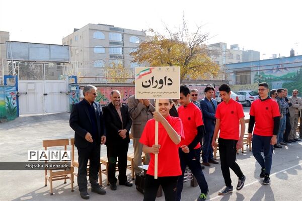 برگزاری افتتاحیه المپیاد ورزشی درون مدرسه‌ای در دبیرستان شهید هاشمی نژاد3 ناحیه 6 مشهد