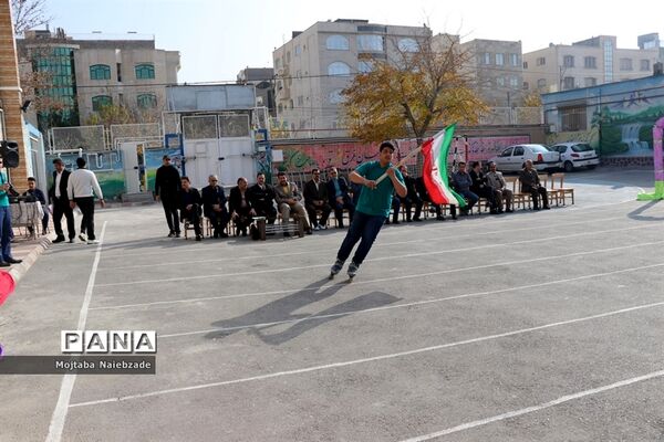 برگزاری افتتاحیه المپیاد ورزشی درون مدرسه‌ای در دبیرستان شهید هاشمی نژاد3 ناحیه 6 مشهد