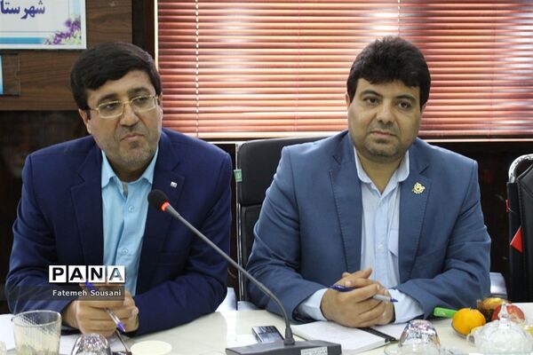جلسه کارشناسان سازمان دانش‌آموزی شهرستان‌ها و مناطق استان بوشهر