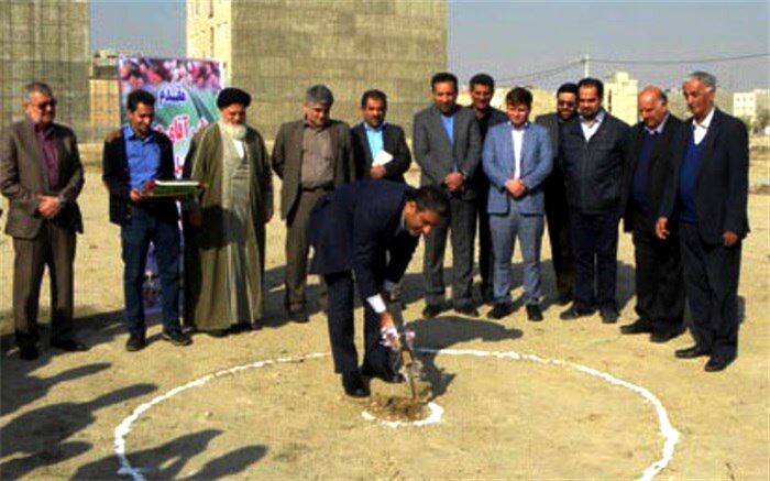 آیین کلنگ زنی مدرسه مشارکتی 6کلاسه سید مهدی موجانی در کهریزک