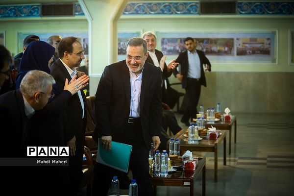 مراسم افتتاح اندیشکده دانش پژوهان جوان