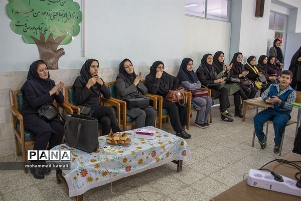 روز جهانی معلولان در دبستان استثنایی ایثار محلات