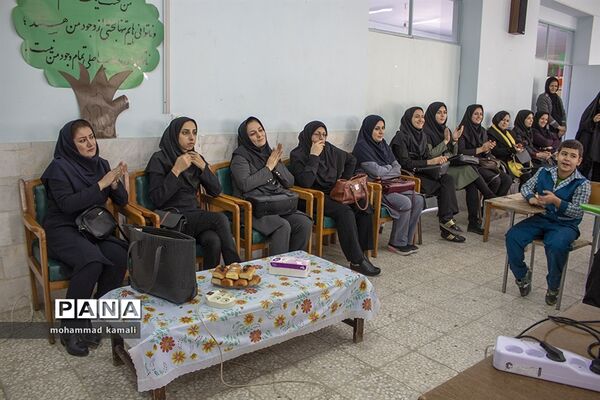 روز جهانی معلولان در دبستان استثنایی ایثار محلات