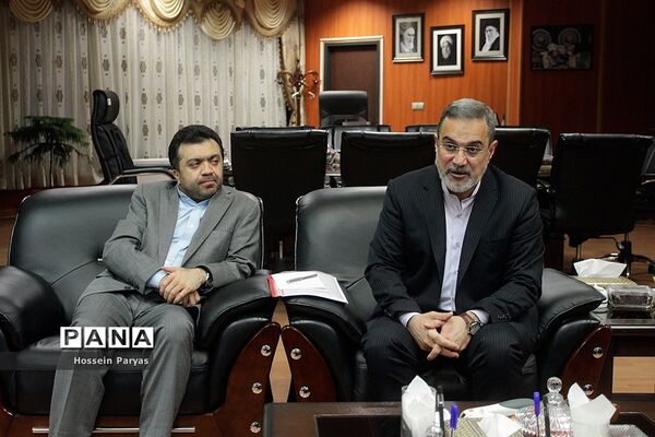 دیدار وزیر آموزش و پرورش با جمعی از نمایندگان مجلس