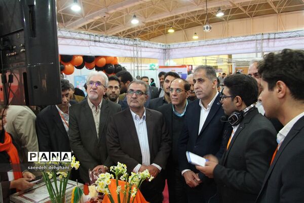آغار به کار هفدهمین نمایشگاه بین المللی الکامپ در شیراز