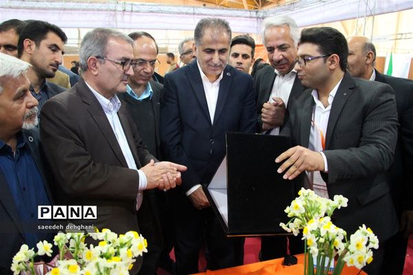 آغار به کار هفدهمین نمایشگاه بین المللی الکامپ در شیراز