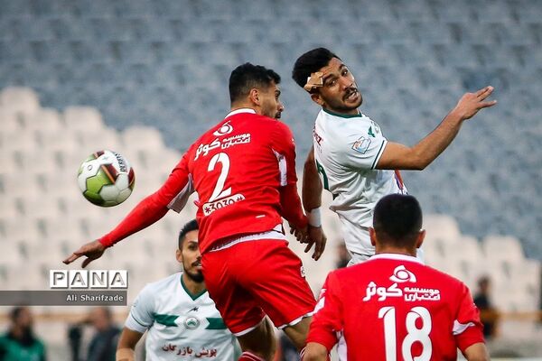 دیدار تیم های پرسپولیس و ذوب آهن