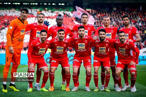 دیدار تیم های پرسپولیس و ذوب آهن
