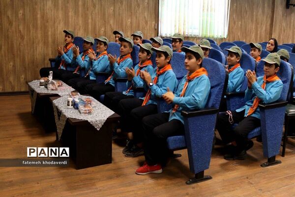 برگزاری دوره آموزشی مربیان  تشکیلات پیشتازان در شهرستان قدس