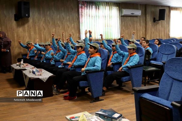 برگزاری دوره آموزشی مربیان  تشکیلات پیشتازان در شهرستان قدس