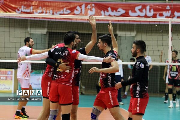 دیدار تیم‌های والیبال شهرداری ارومیه و فولاد سیرجان ایرانیان