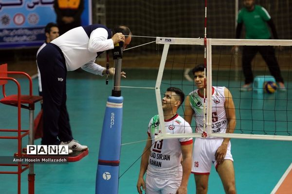 دیدار تیم‌های والیبال شهرداری ارومیه و فولاد سیرجان ایرانیان