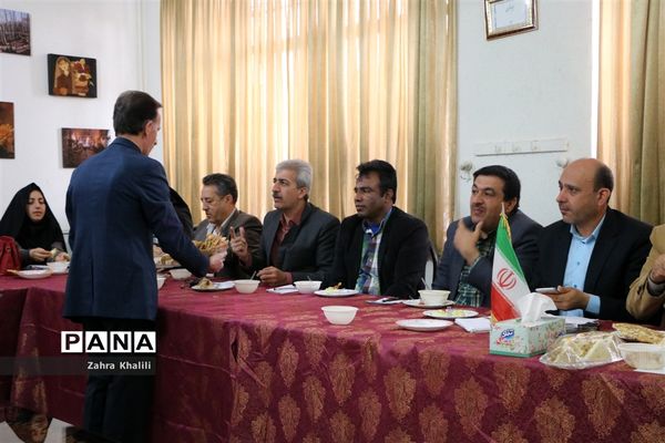 مدیران مسئولیت پذیر، هنرجویان برتر