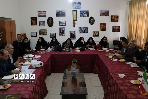 مدیران مسئولیت پذیر، هنرجویان برتر