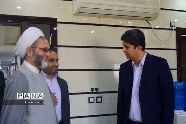 نشست مسئولان موسسه ترویج قرآن با مدیرکل  آموزش و پرورش استان بوشهر