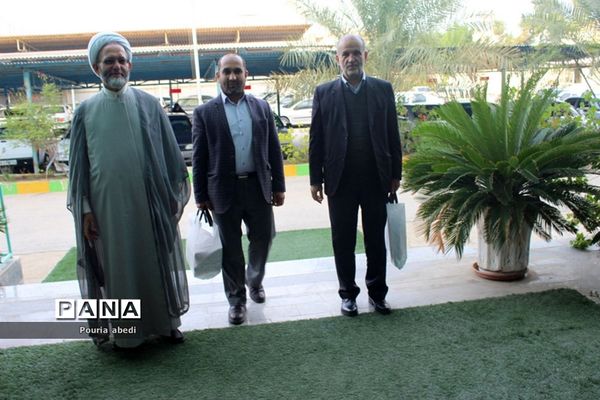 نشست مسئولان موسسه ترویج قرآن با مدیرکل  آموزش و پرورش استان بوشهر