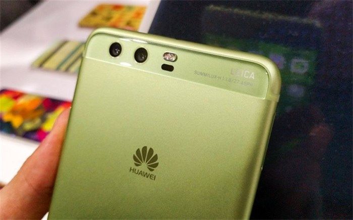 بازداشت مدیرمالی هوآوی در کانادا به اتهام نقض تحریم‌های آمریکا علیه ایران