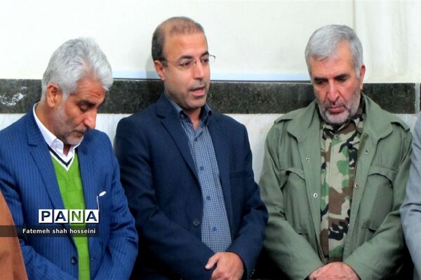 اعزام دانش آموزان دختر شهرستان فیروزکوه به مناطق عملیاتی جنوب کشور