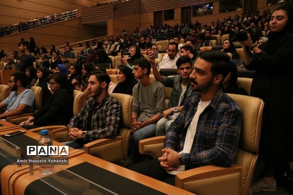 مراسم روز دانشجو در جزیره کیش