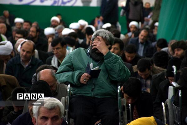 دعای ندبه در مسجد مقدس جمکران