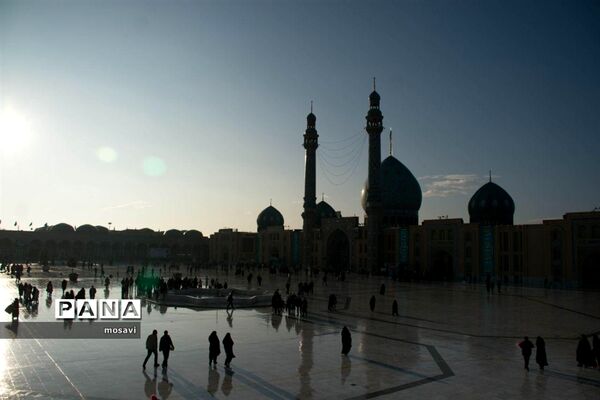 دعای ندبه در مسجد مقدس جمکران