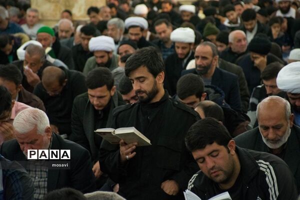 دعای ندبه در مسجد مقدس جمکران