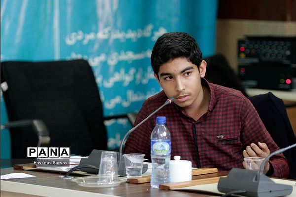 دیدار معاون حقوقی و امور مجلس آموزش و پرورش با اعضای اتحادیه انجمن‌های اسلامی